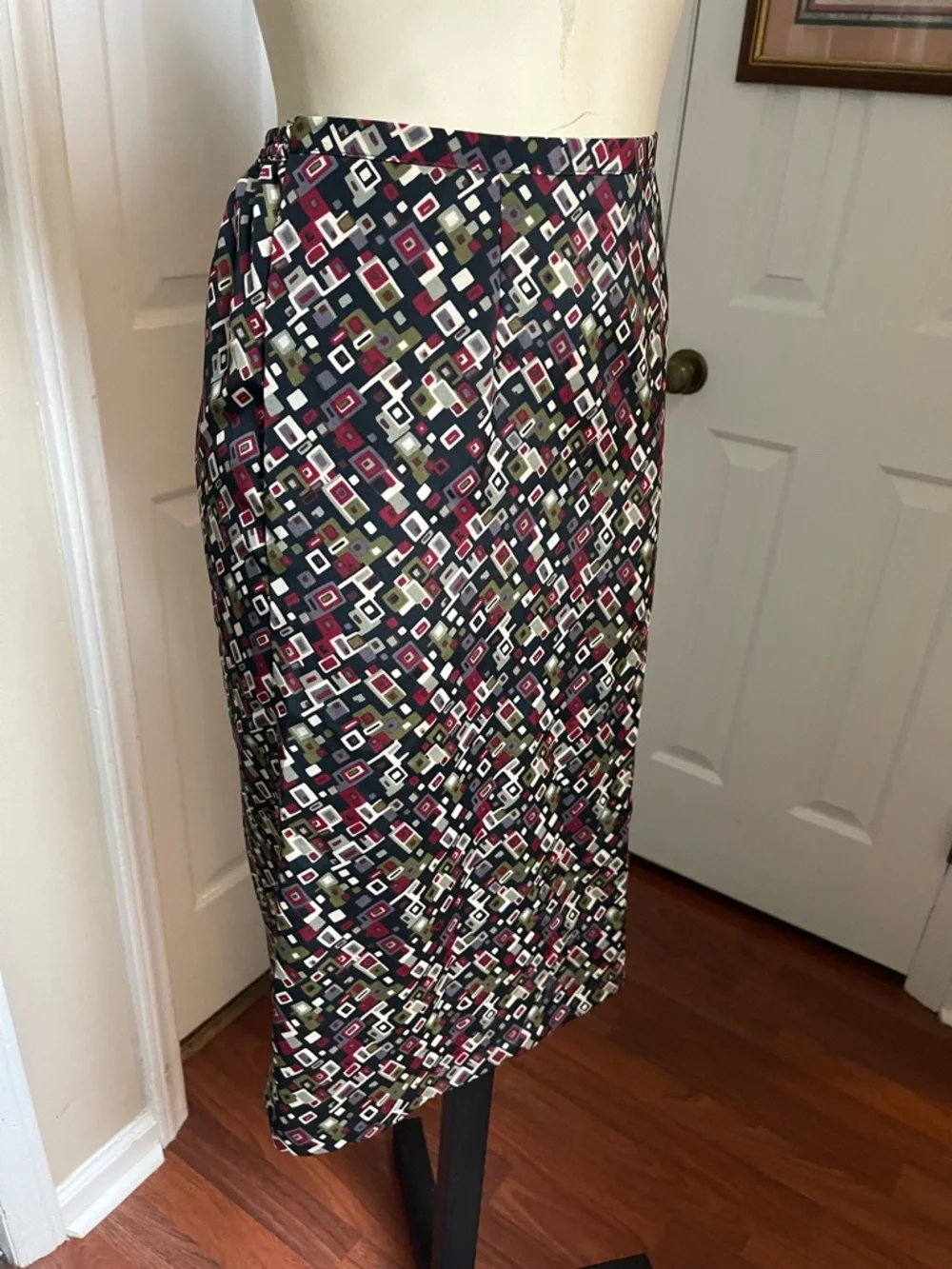 Sag Harbor Navy Geometric Midi Skirt with Pink and Olive Accents - Picture 2 of 6